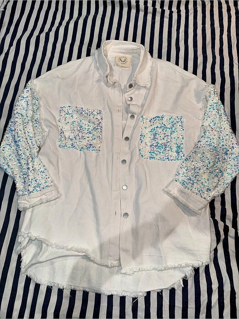 Magnifique Embellished White Jean Jacket Size Large